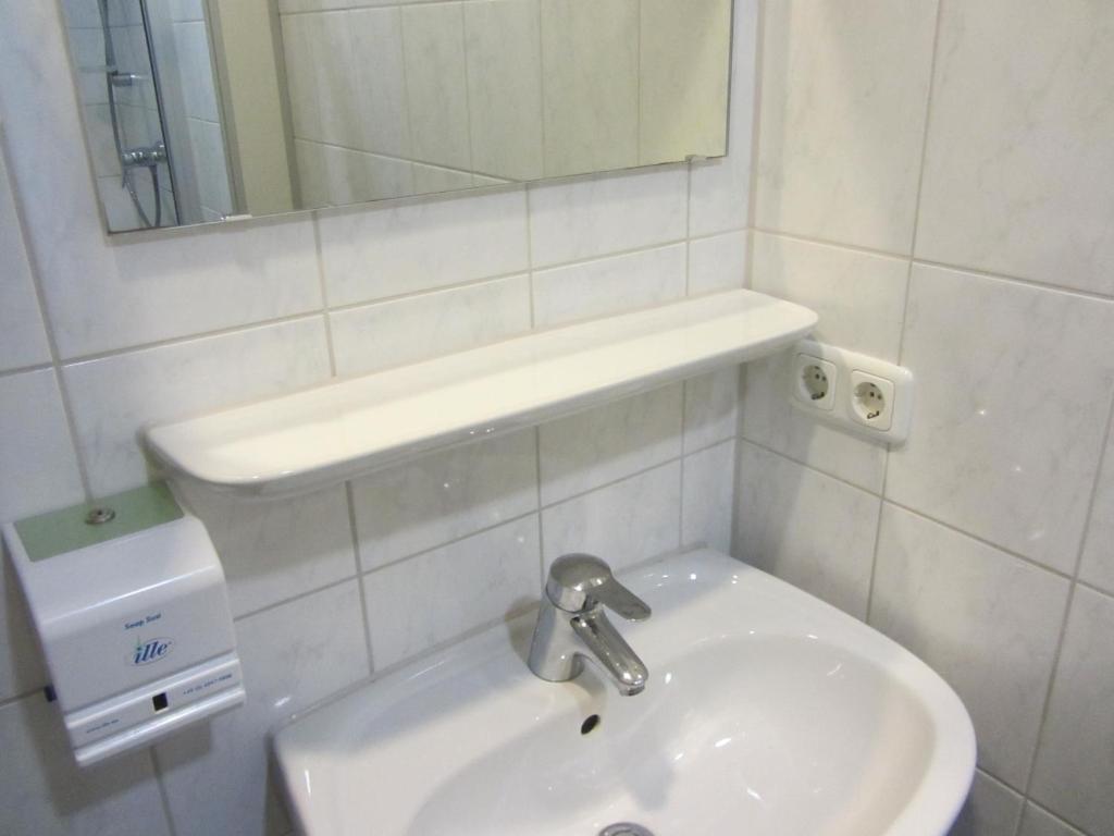 Zum Ochsen Ξενοδοχείο Stadtbergen Δωμάτιο φωτογραφία